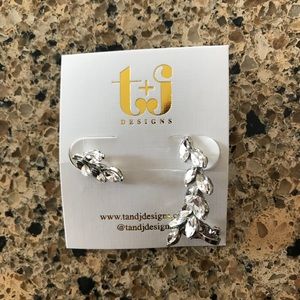 Glass Crystal stud and leaf cuff earrings